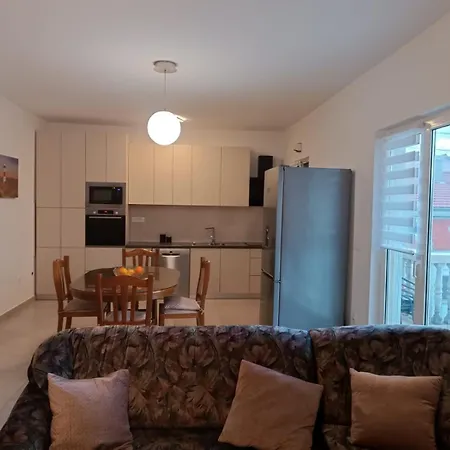 Boris Colic Apartment Biograd Na Moru